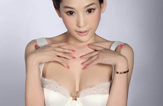深圳自體脂肪隆胸的價(jià)格是多少？